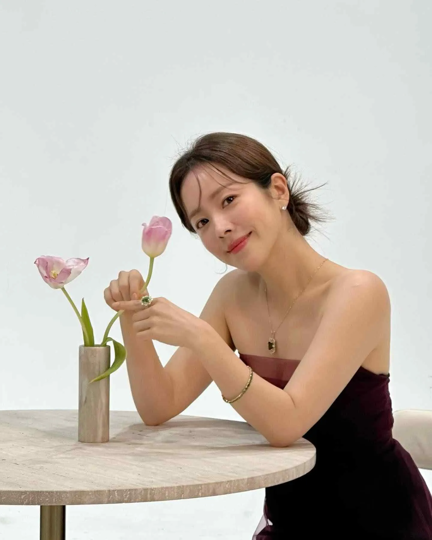 Han Ji Min - han-ji-min-hot-11.webp